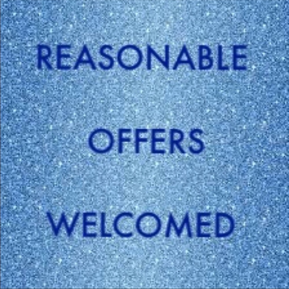 Make me an offer!!! Bundles get special deals ♥️